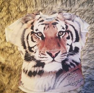 Las Vegas tiger tee